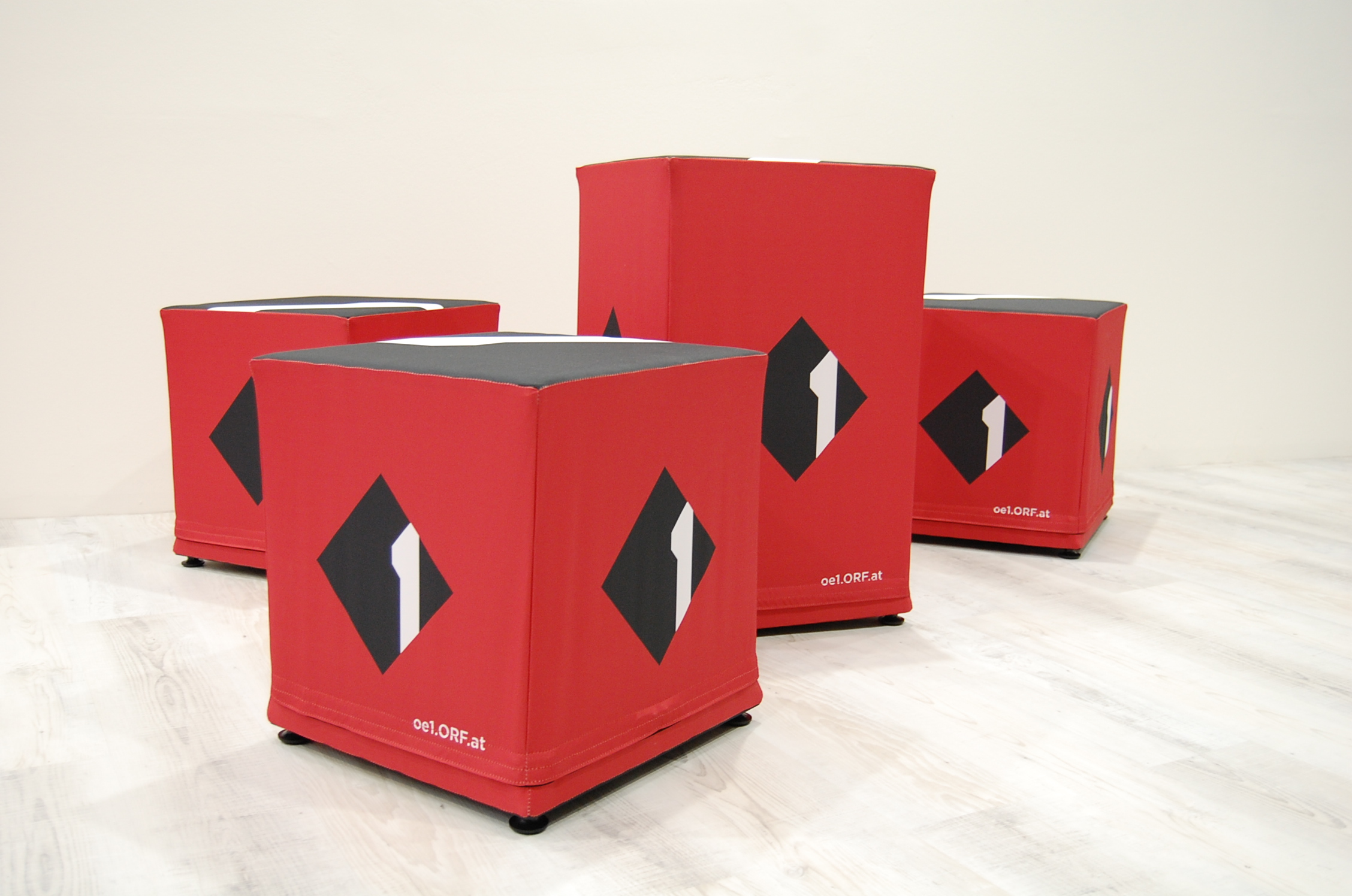 Cube Seat Cube Seat
