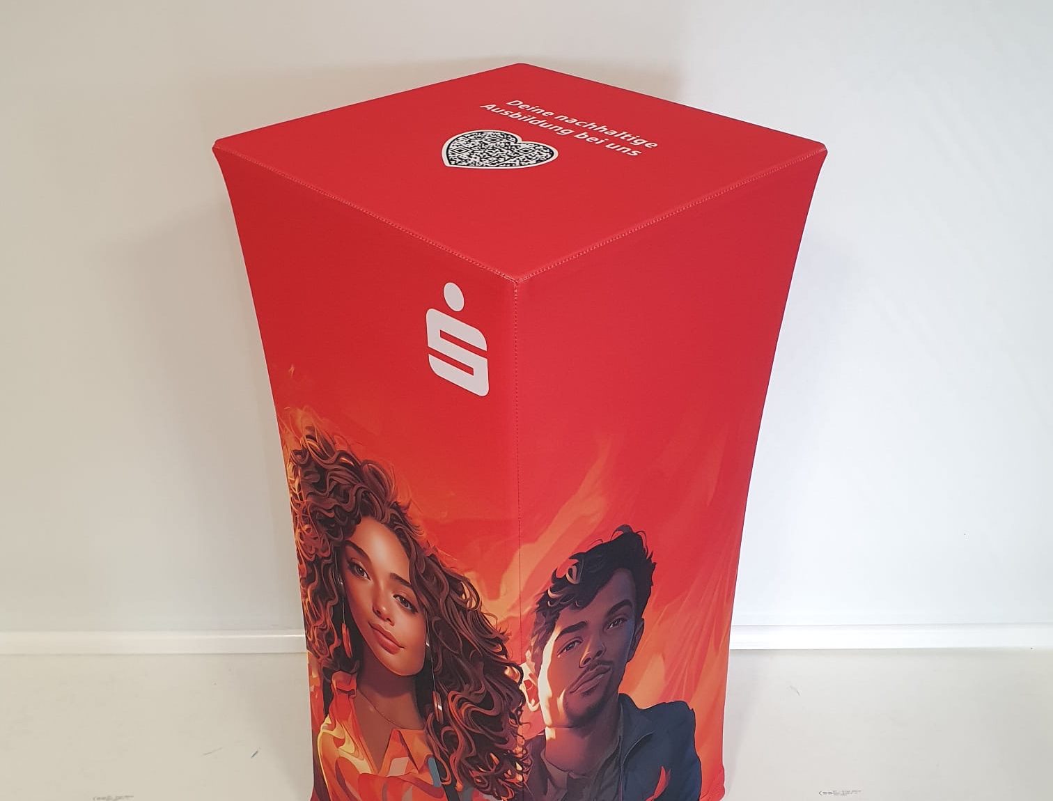 Sparkasse Paderborn Cube Seat